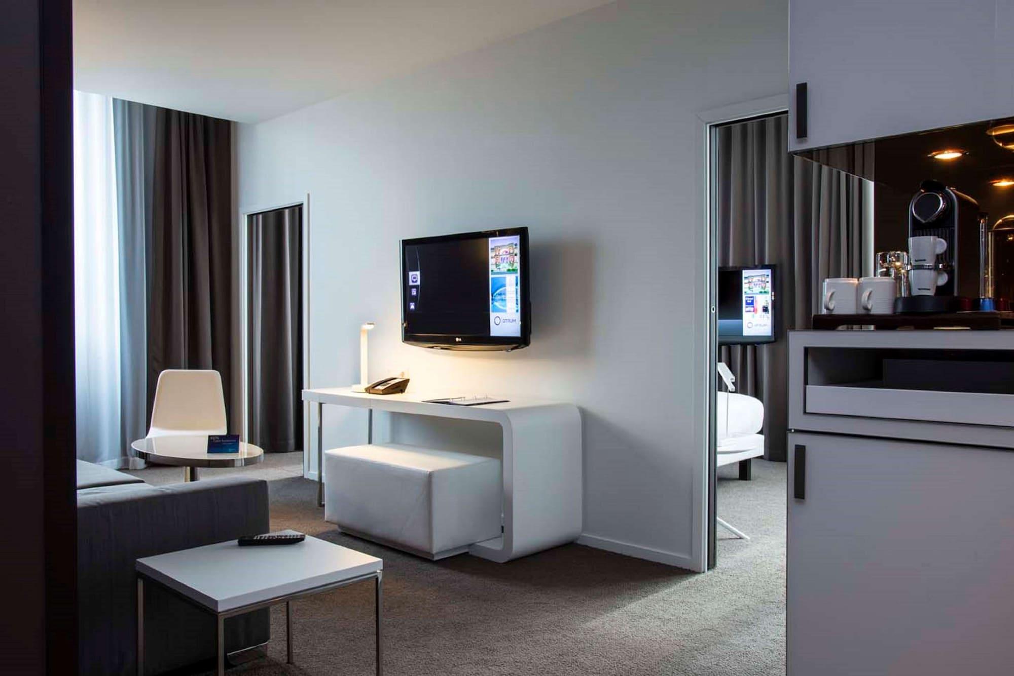 Radisson BLU Hotel Nantes Esterno foto